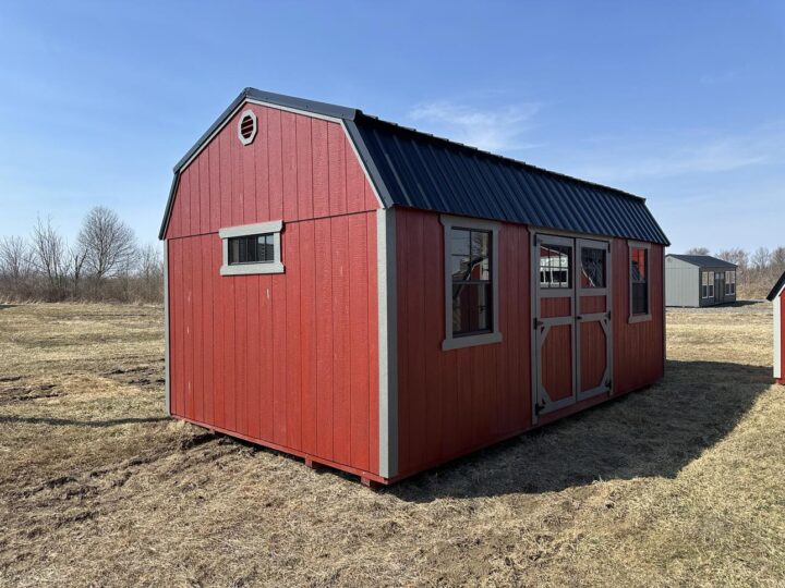 Traditional Side Lofted Barn 12 x 20 - Image 2