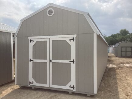 Traditional Lofted Barn 12 x 32