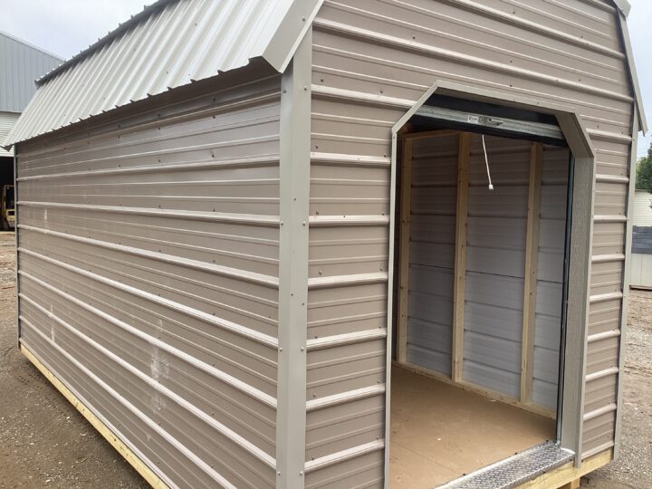 Metal Lofted Barn 8 x 16