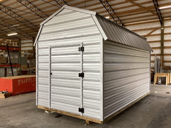 Metal Lofted Barn 8 x 16