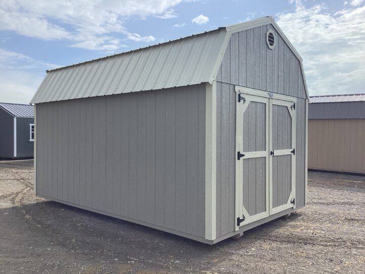 Traditional Lofted Barn 10 x 16 - Image 3