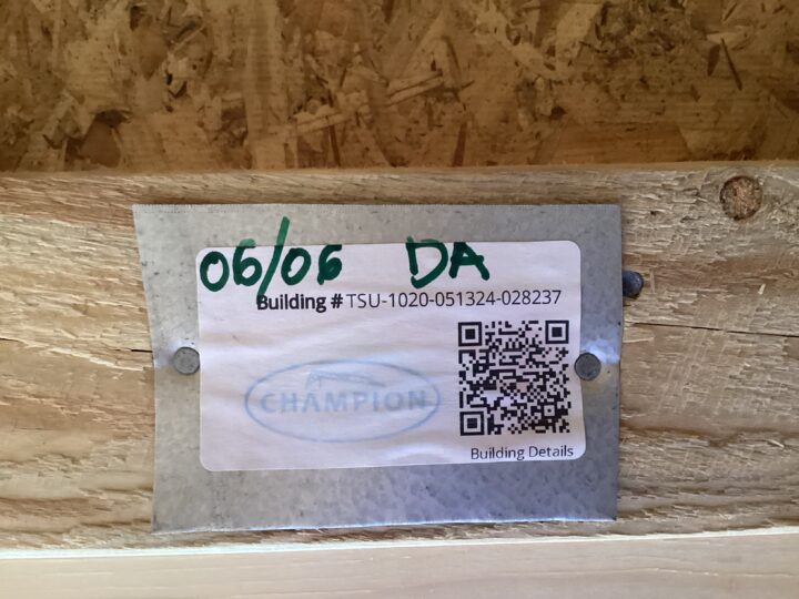 Traditional Side Utility 10 x 20 - Image 3