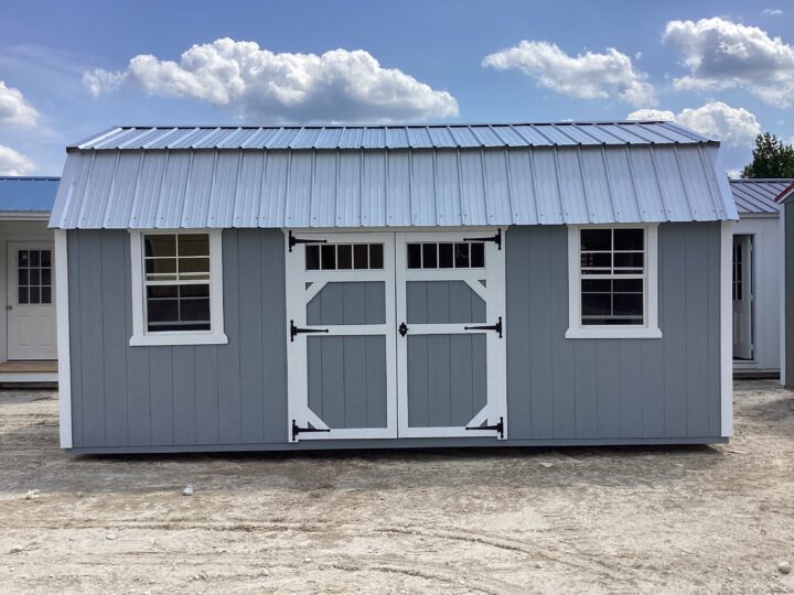 Traditional Side Lofted Barn 10 x 20