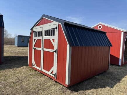 Traditional Short Wall  Barn 10 x 10