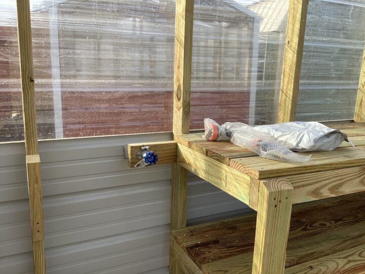 Greenhouse (CASH ONLY) 12 x 12 - Image 8