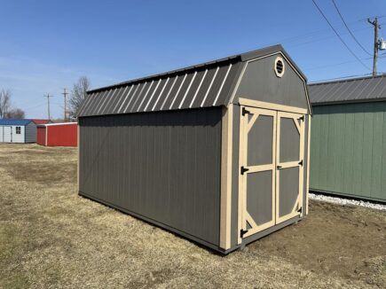 Traditional Lofted Barn 8 x 16