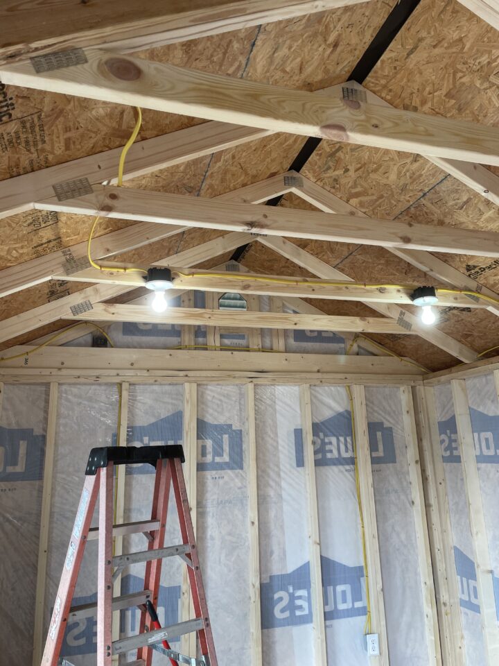 Traditional Side Utility 10 x 24 - Image 2