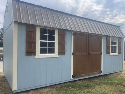 Traditional Side Lofted Barn 10 x 20