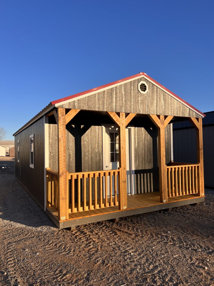 Traditional Cabin 14 x 32