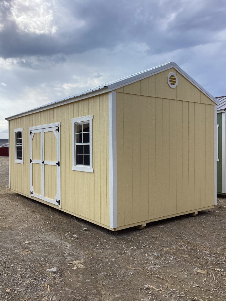 Traditional Side Utility 10 x 20