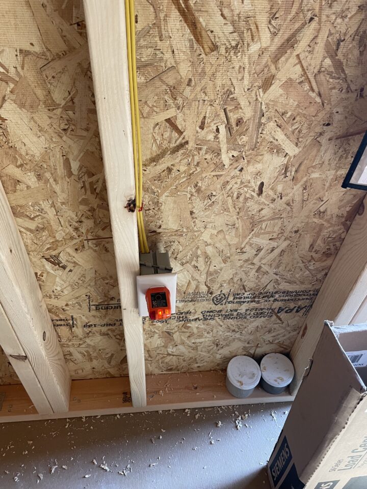 Traditional Side Lofted Barn 10 x 20 - Image 5