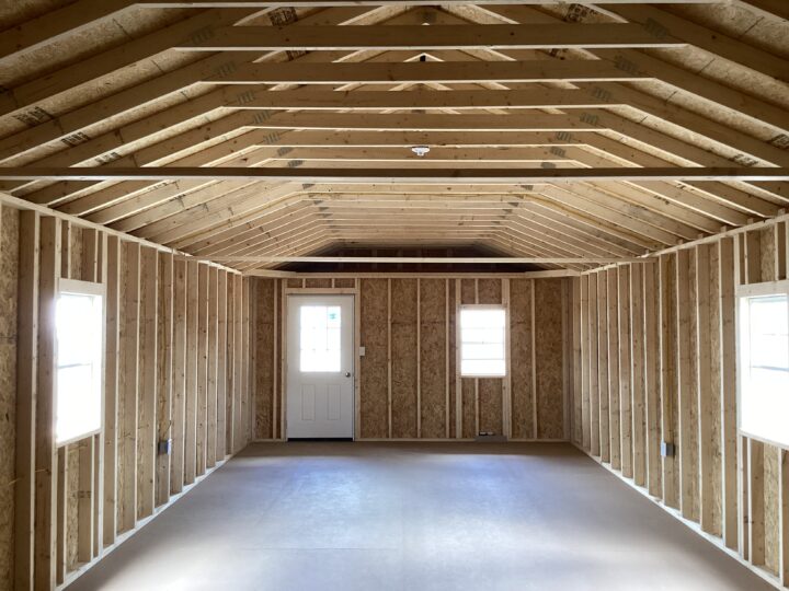 Traditional Cabin 16 x 40 - Image 7