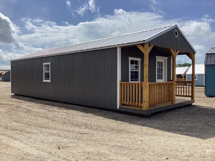 Traditional Cabin 14 x 40 - Image 3