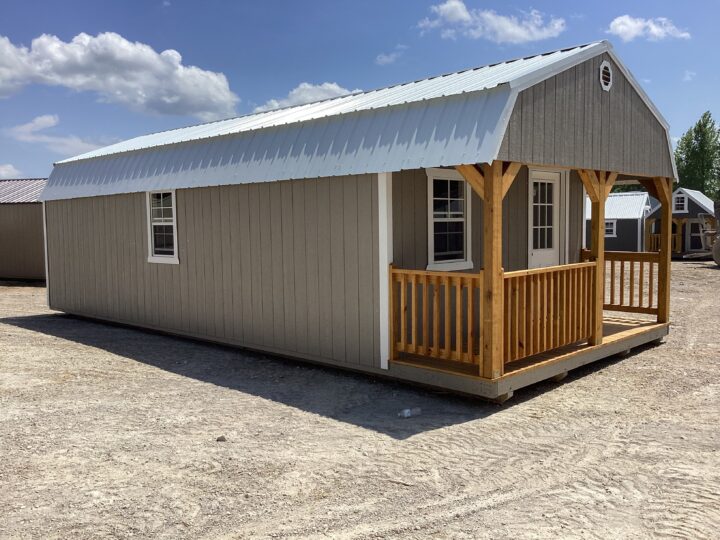 Traditional Lofted Barn Cabin 14 x 32 - Image 2