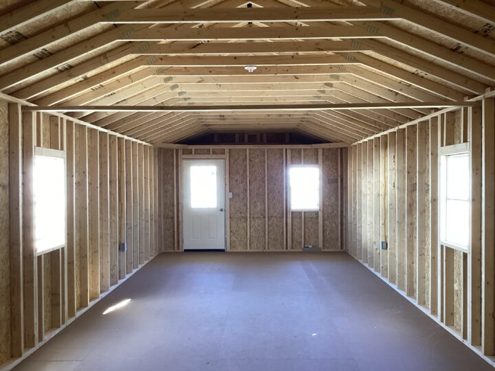 Traditional Cabin 14 x 40 - Image 6