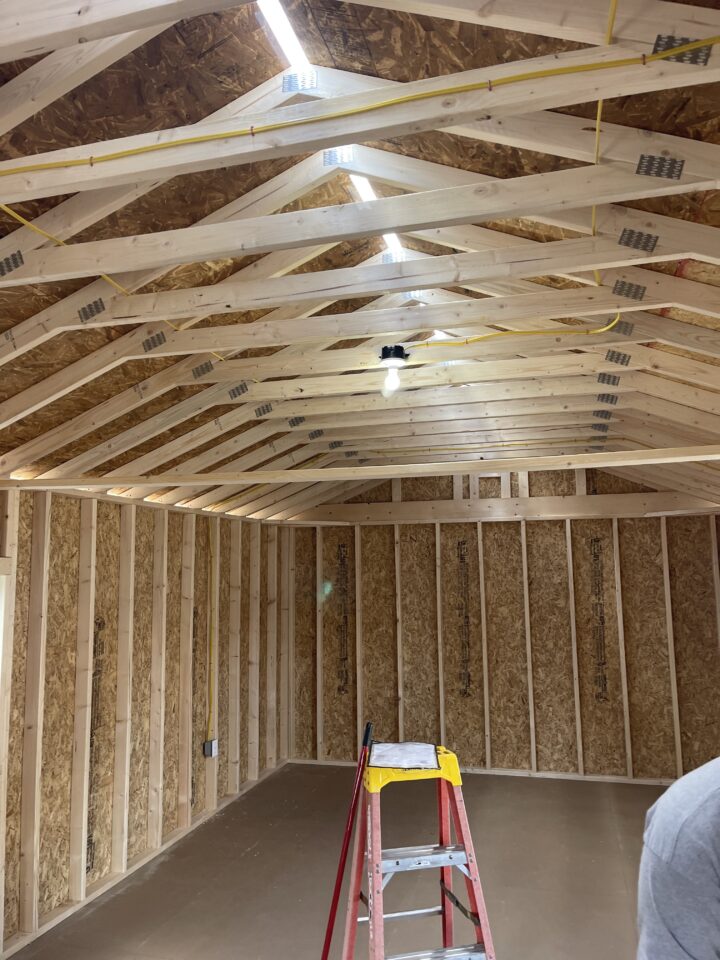 Traditional Cabin 14 x 32 - Image 8