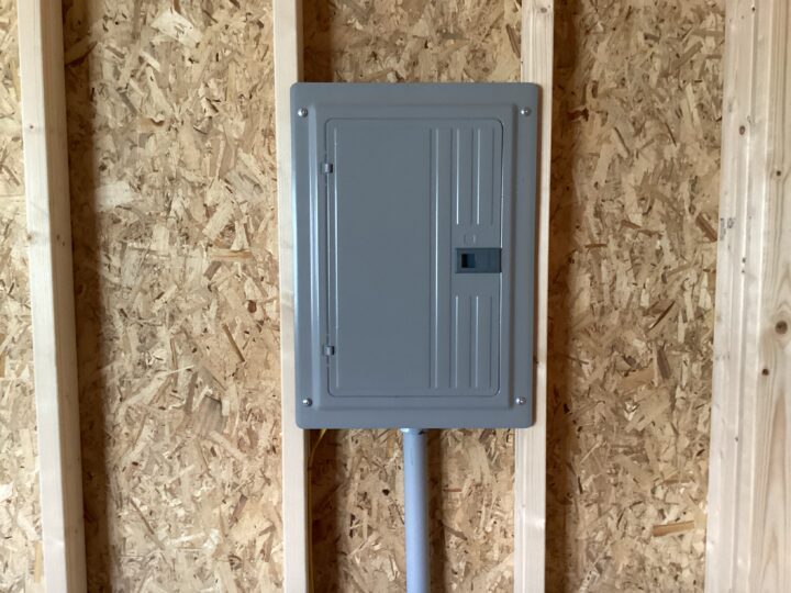 Traditional Side Utility 12 x 40 - Image 10