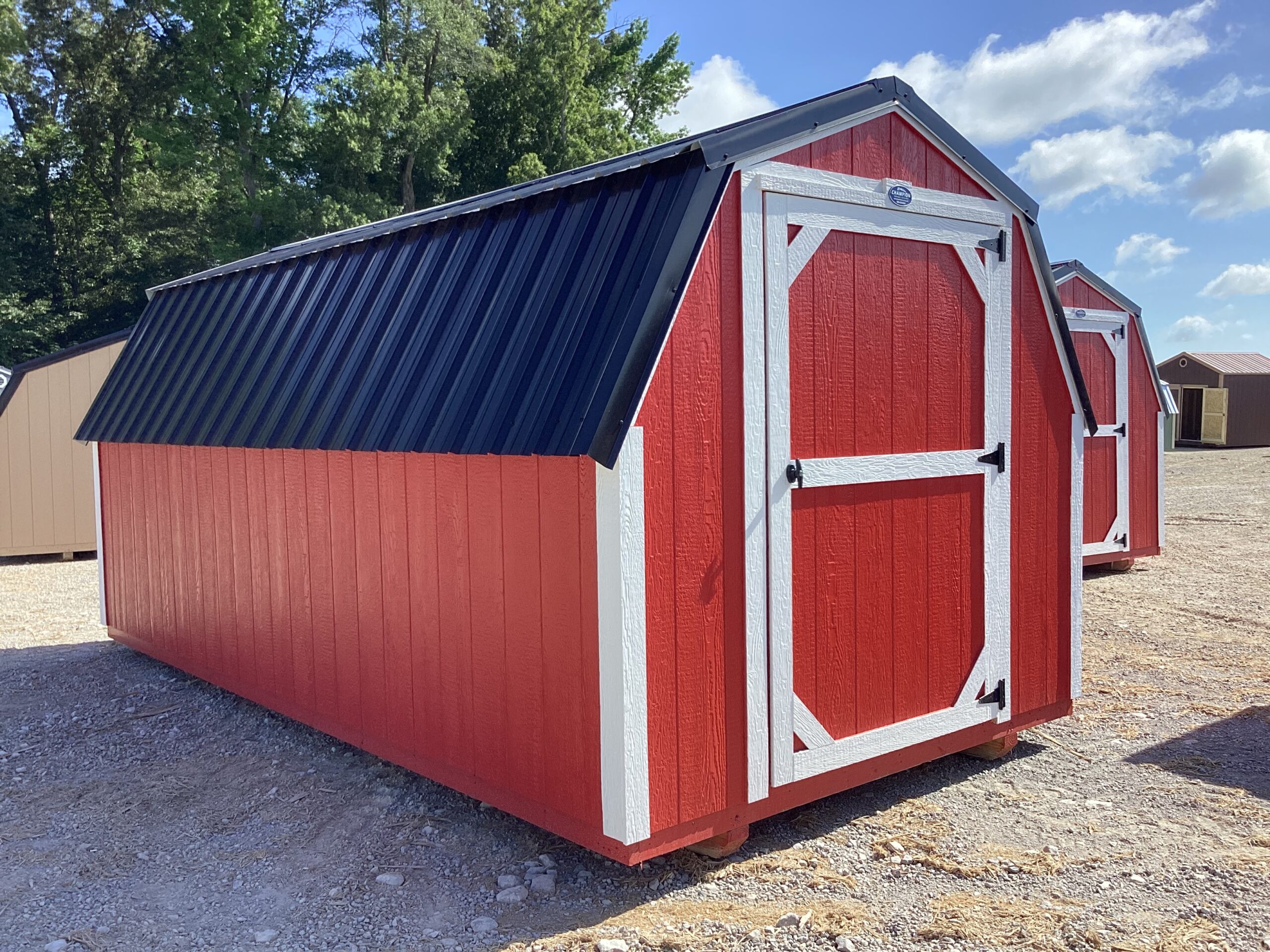 Traditional Short Wall Barn 8 x 16 - Image 4
