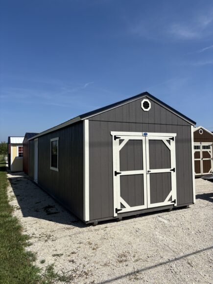 Traditional Utility 12 x 32