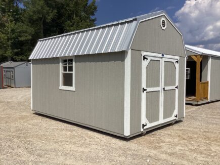 Traditional Lofted Barn 10 x 16