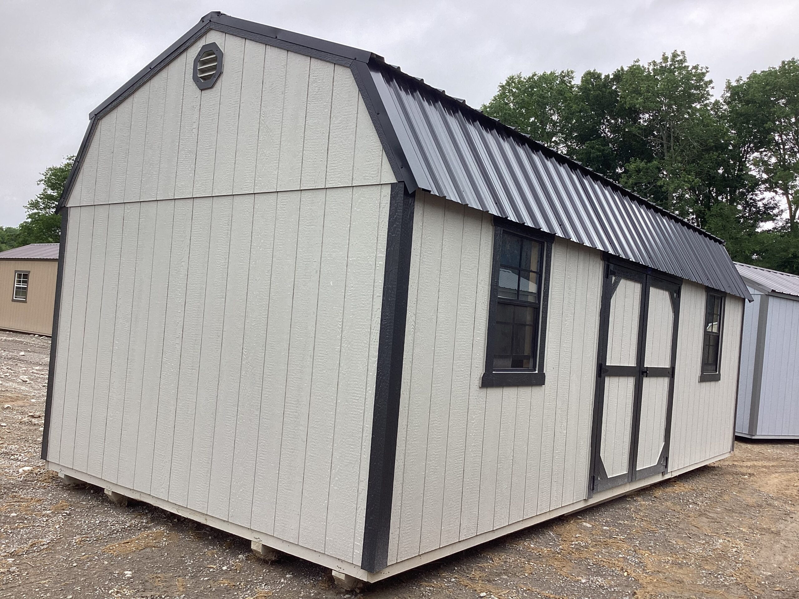 Traditional Side Lofted Barn 12 x 24 - Image 5