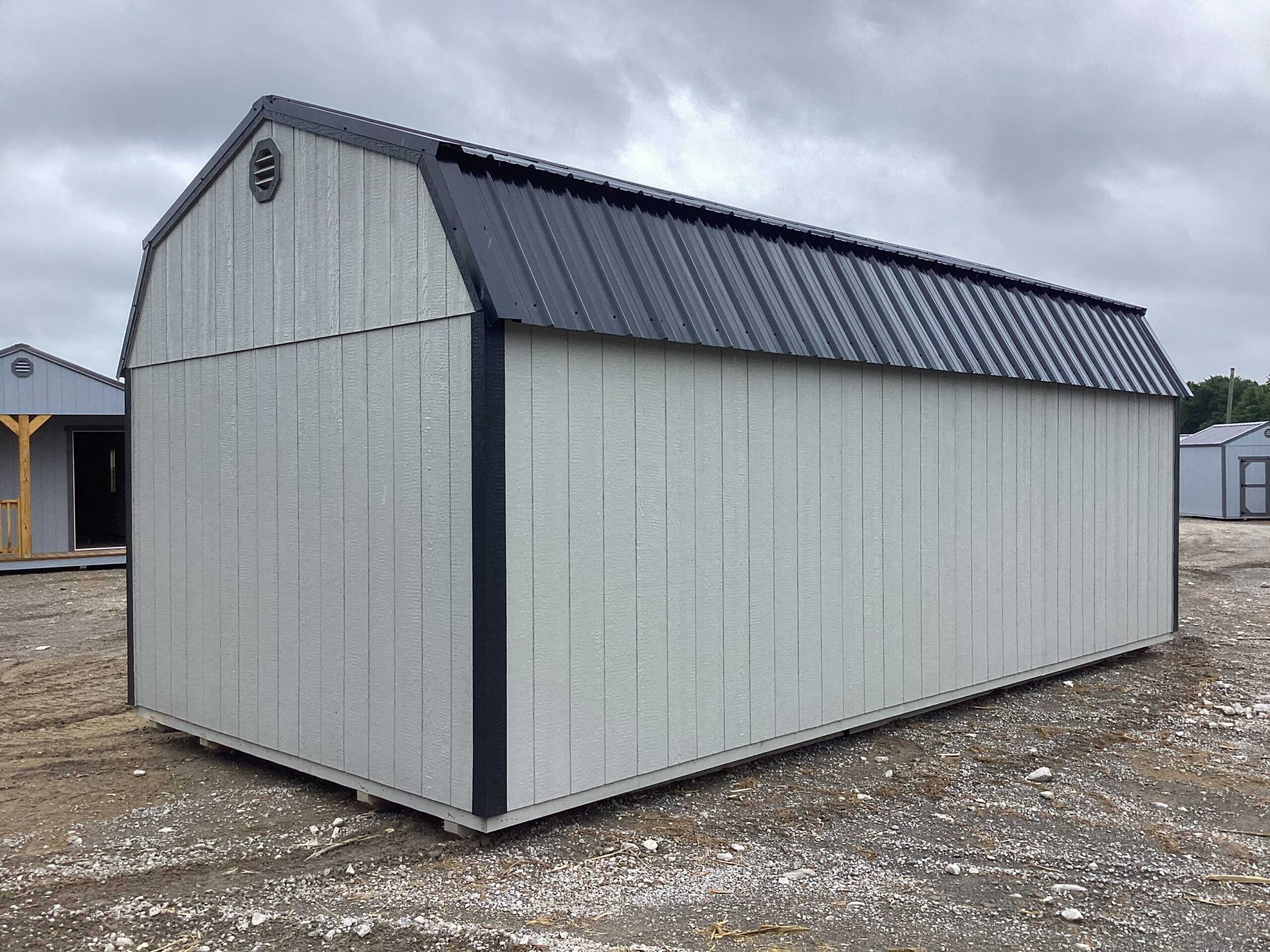 Traditional Side Lofted Barn 12 x 24 - Image 4