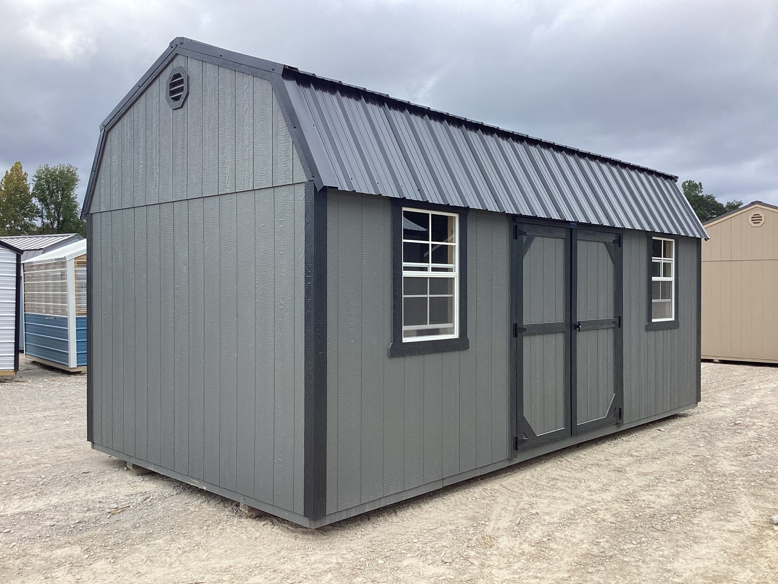 Traditional Side Lofted Barn 10 x 20 - Image 6