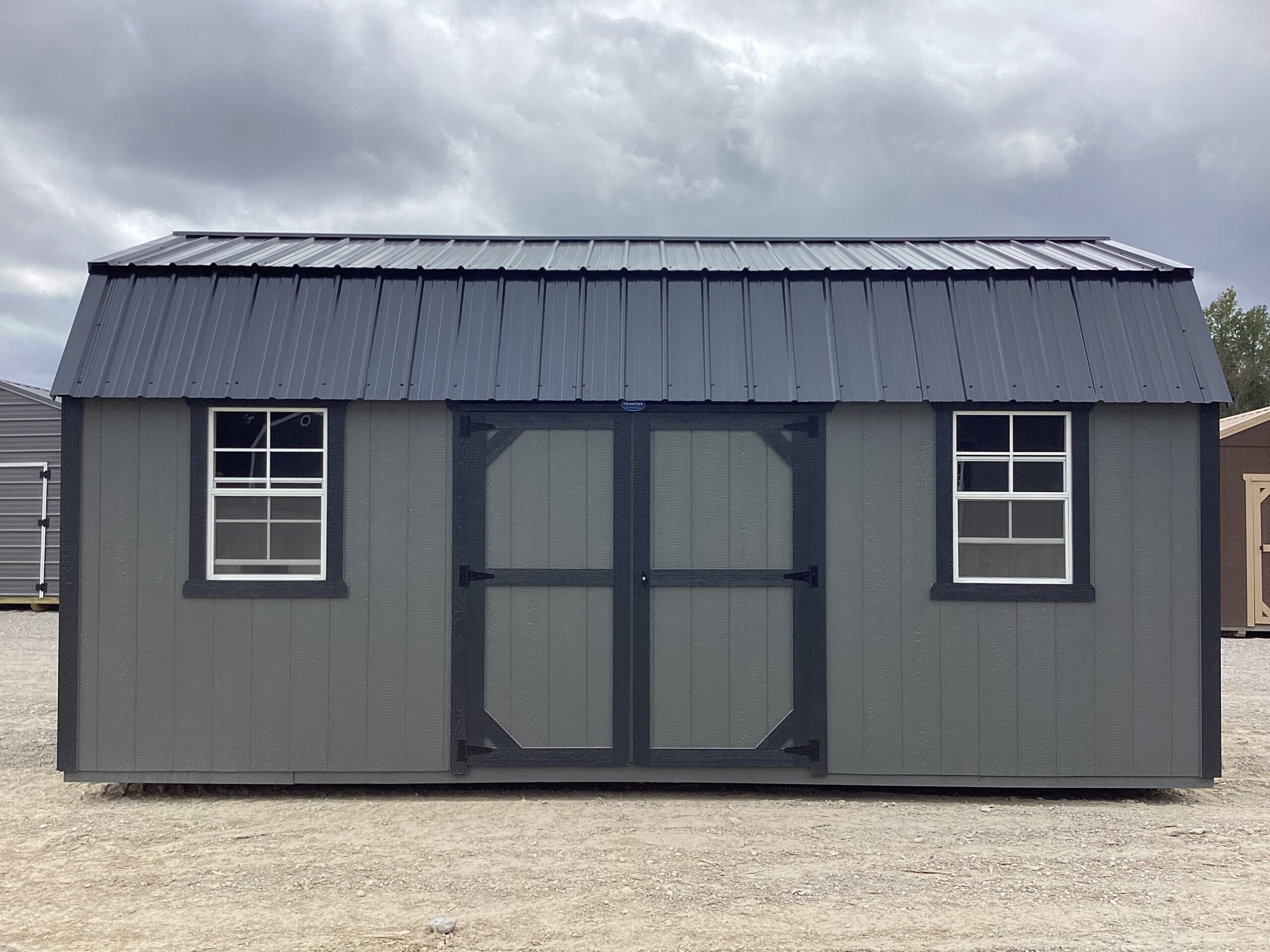 Traditional Side Lofted Barn 10 x 20 - Image 8