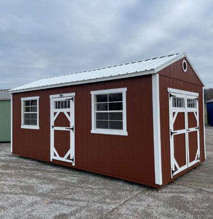 Traditional Side Utility 10 x 20