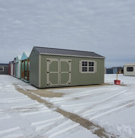 Traditional Side Utility 10 x 20