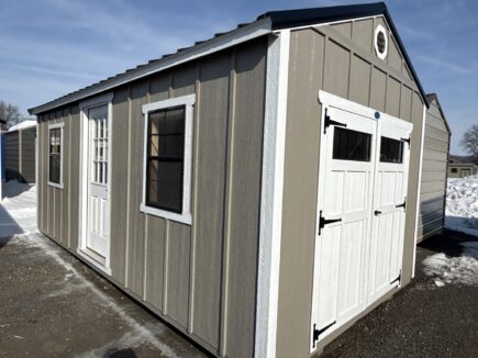 Traditional Side Utility 10 x 20