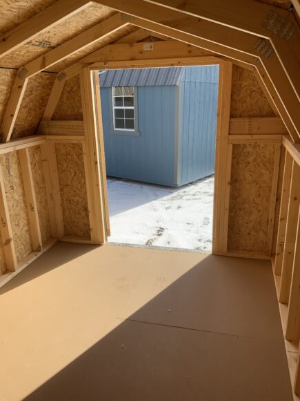 Traditional Short Wall  Barn 8 x 12