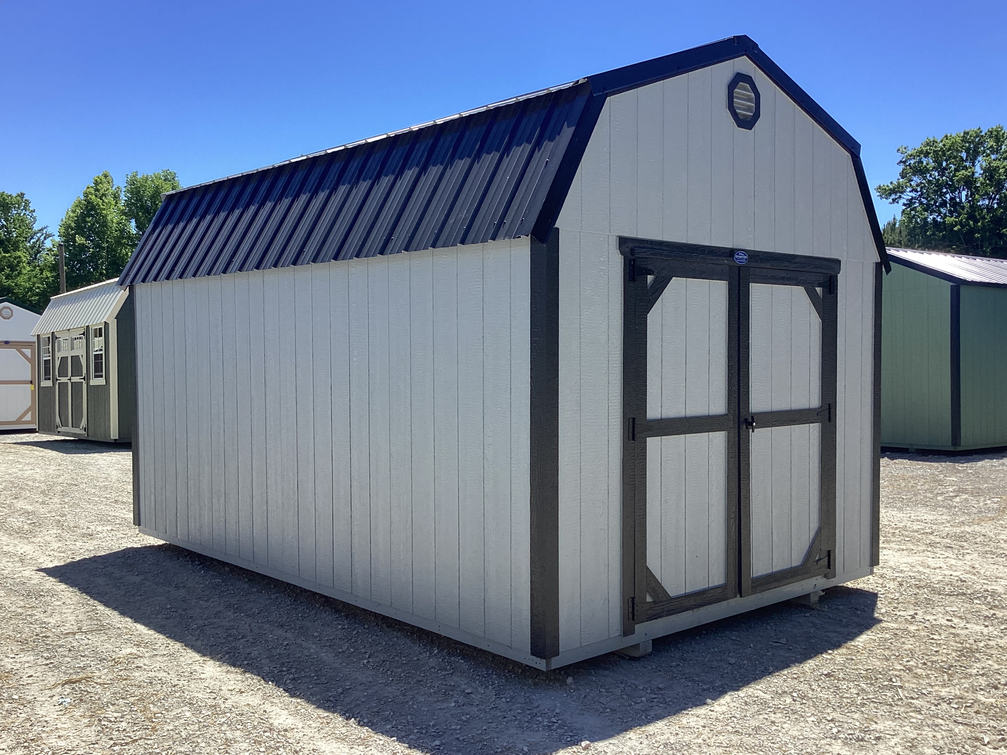 Traditional Lofted Barn 10 x 16 - Image 6
