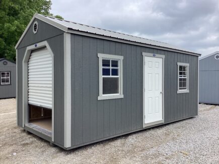 Traditional Side Utility 10 x 20