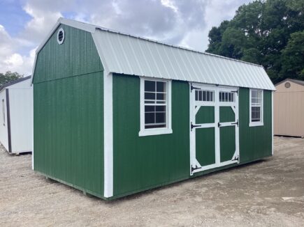Traditional Side Lofted Barn 10 x 20