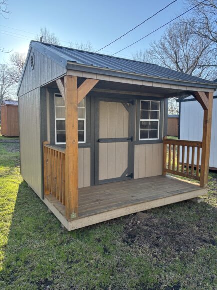 MAKES A GREAT PLAYHOUSE OR SMALL OFFICE!