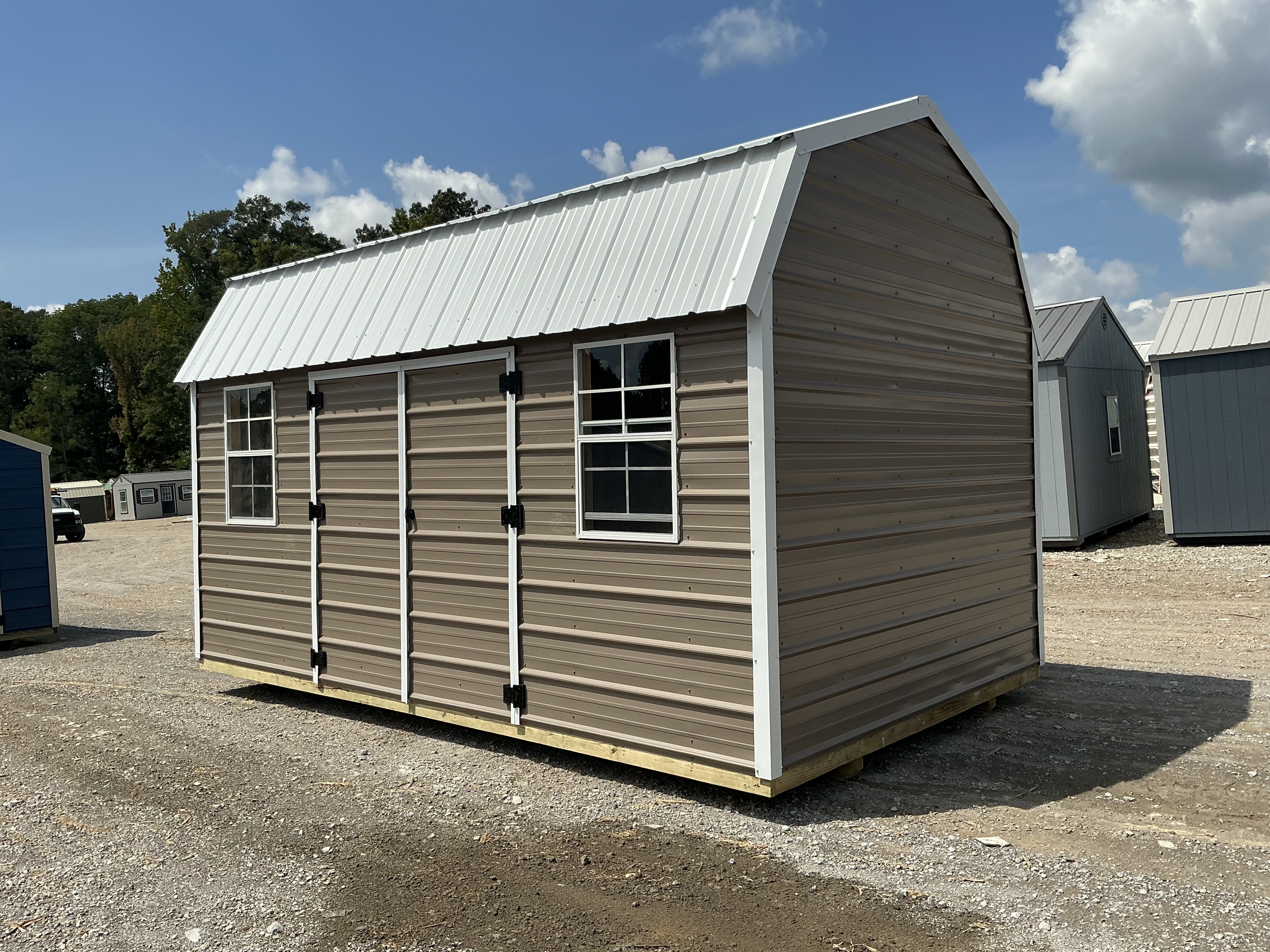 Metal Side Lofted Barn 10 x 16 - Image 9