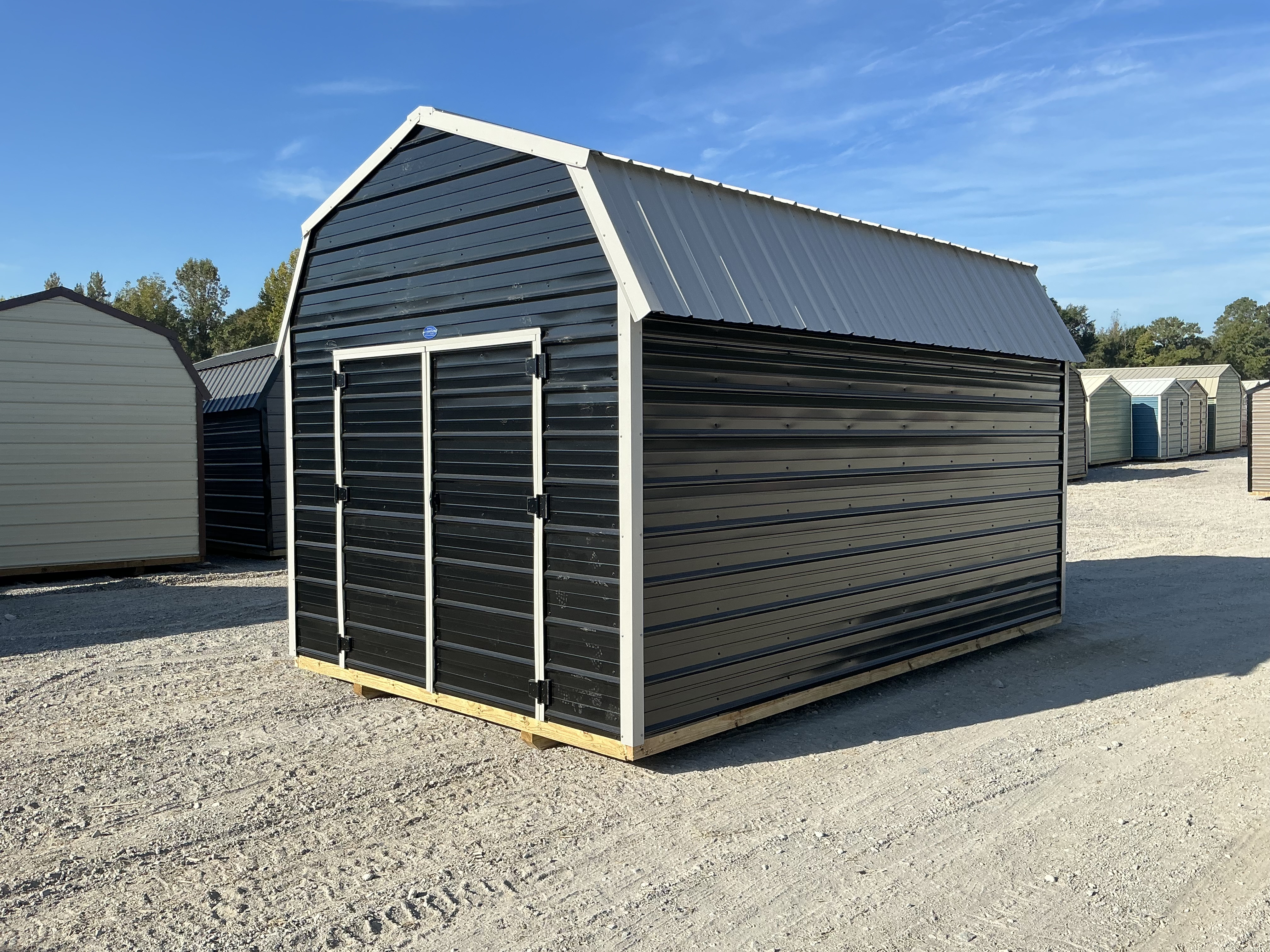 Metal Lofted Barn 10 x 16 - Image 7