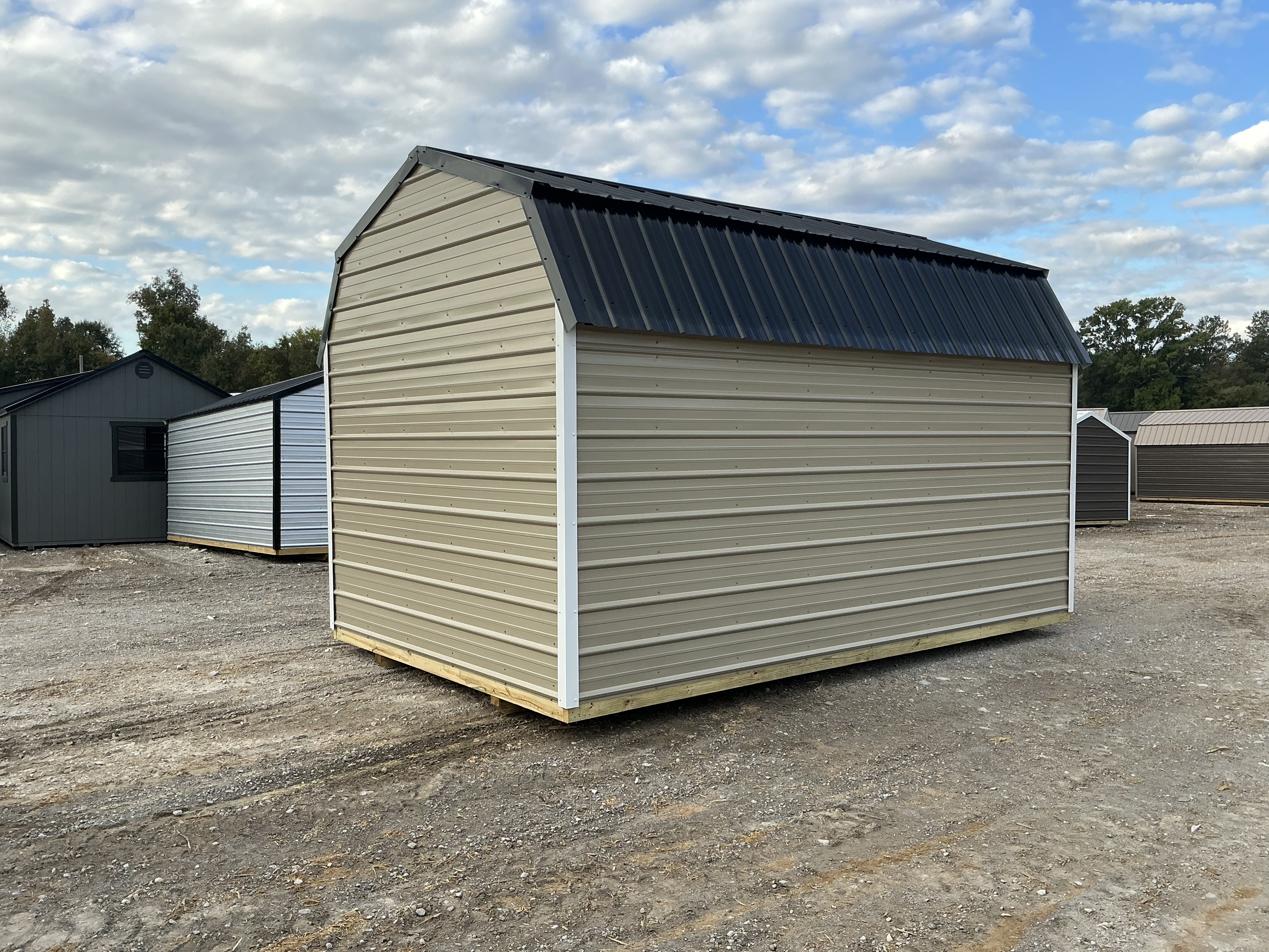 Metal Side Lofted Barn 10 x 16 - Image 6
